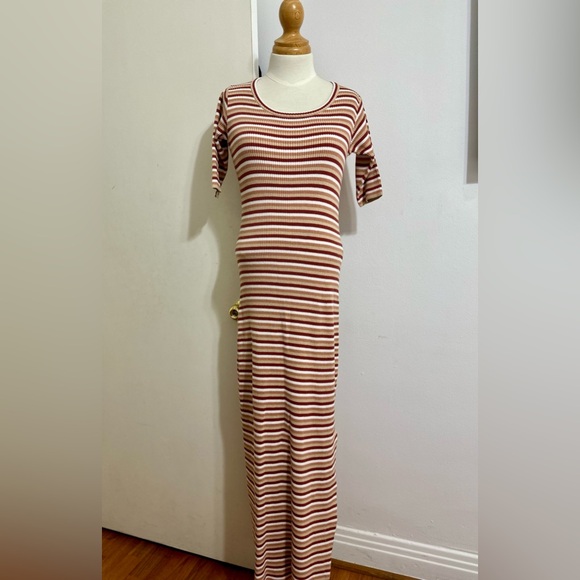 Zulu and Zephyr Catalan Knit Dress - Picture 3 of 10